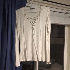 White lace up lulus top